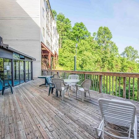 Misty Mountain Getaway Vila Gatlinburg Exterior foto